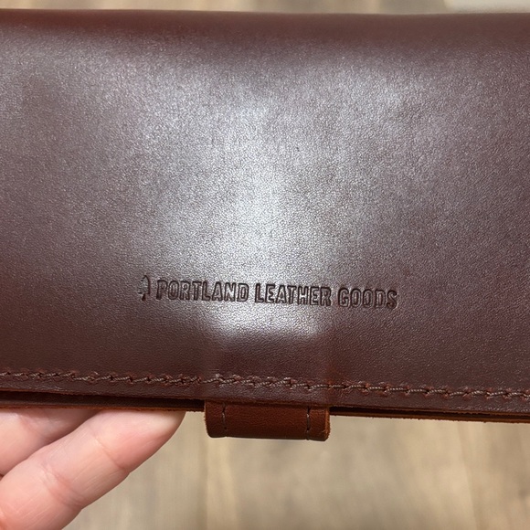 Portland Leather Goods Dark Brown Leather Wallet - Picture 2 of 9
